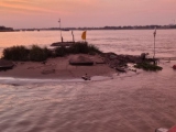 Tiền Giang: Thu hồi hơn 241.000m³ cát, sỏi tại khu vực cồn nổi bị sạt lở trên sông Tiền