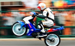 Lần đầu tiên đua xe thể thao Yamaha Exciter tại Việt Nam