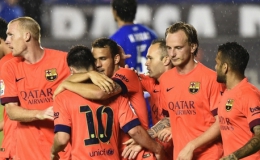 Messi tỏa sáng rực rỡ, Barca đè bẹp Levante 5-0