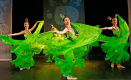 Múa đương đại Việt Nam đến với Lễ hội chợ đêm ASEAN – Đông Nam Á