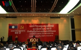 Mít tinh kỷ niệm 60 năm thành lập Đảng Nhân dân Cách mạng Lào