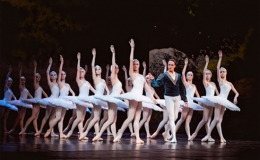Nhà hát Nga mang tuyệt tác ballet “Hồ thiên nga” đến Hà Nội