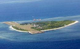 Hải quân Trung Quốc dọa máy bay Philippines ở biển Đông