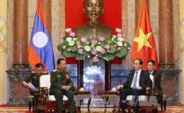 Chủ tịch nước Trần Đại Quang tiếp Bộ trưởng Quốc phòng Lào