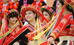 Ngày hội tái hiện phong tục đón Tết truyền thống của nhiều dân tộc anh em