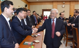 Tổng Bí thư Nguyễn Phú Trọng chúc Tết cán bộ Văn phòng Trung ương Đảng