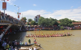 Lễ hội đua thuyền trên quê hương Đại tướng