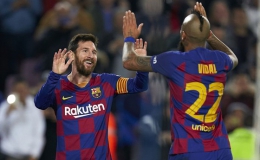 Messi gây ấn tượng mạnh trong cột mốc 500 chiến thắng