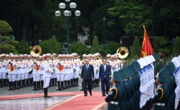 Toàn cảnh lễ đón chính thức Thủ tướng Nhật Bản Suga Yoshihide tại Phủ Chủ tịch