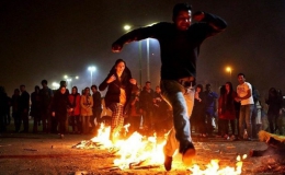 Hơn 1.000 người thương vong trong lễ hội lửa ở Iran