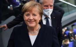 Điều đầu tiên bà Angela Merkel muốn làm sau 16 năm quên bản thân