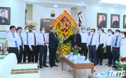 Phó Chủ tịch Thường trực Quốc hội Trần Thanh Mẫn thăm và chúc mừng Giáng sinh tại Tiền Giang