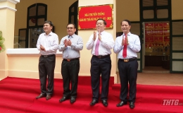 Trưởng Ban Tuyên giáo Trung ương dự lễ khánh thành Nhà truyền thống Trường THPT Nguyễn Đình Chiểu