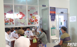 ĐBQH tỉnh Tiền Giang giám sát về y tế tại huyện Cai Lậy và Tân Phước