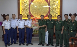 Vùng Cảnh sát biển 3 thăm và chúc Tết Bộ đội Biên phòng Tiền Giang
