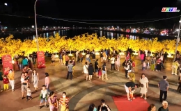 Các hoạt động vui chơi giải trí Xuân Giáp Thìn tại Quảng trường Hùng Vương