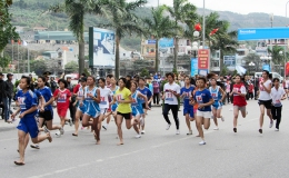Khai mạc Giải Marathon quốc tế Hạ Long năm 2013