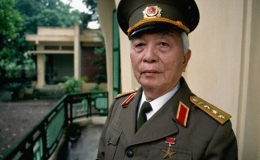 10 bức ảnh ấn tượng của Đại tướng Võ Nguyên Giáp