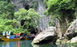 Du lịch Sông Chày – Hang Tối tại Phong Nha Kẻ Bàng .