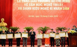 Trao Giải thưởng Hồ Chí Minh về văn học nghệ thuật và danh hiệu NSND