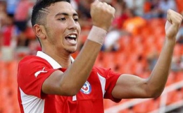 Chelsea chính thức có sao trẻ người Chile