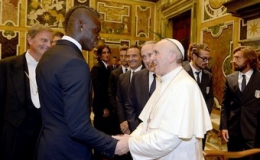 Giáo hoàng Francis sẽ đến xem trận Italia – Argentina