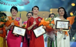 Ba thí sinh nữ giành giải Nhất Sao Mai 2013