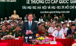 Thủ tướng Nguyễn Tấn Dũng dự Lễ Thượng cờ Tổ quốc trên hai tàu ngầm hiện đại