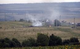 Hình ảnh đống đổ nát của chiếc máy bay Malaysia bị bắn rơi ở Ukraine