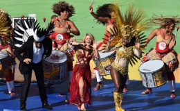Shakira nhảy Samba bốc lửa trong lễ bế mạc World Cup