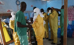 Thế giới ghi nhận thêm các trường hợp nghi nhiễm Ebola
