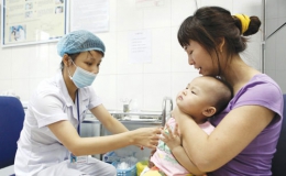 Triển khai tiêm vaccine sởi-rubela cho trẻ từ 1-14 tuổi