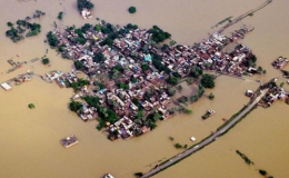 Mưa lớn ngập lụt hơn 1.500 ngôi làng ở Ấn Độ
