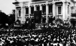 Ngày này 69 năm trước – Việt Nam độc lập