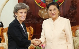 Chủ tịch Quốc hội Lào tiếp đặc phái viên LHQ về quyền phụ nữ và trẻ em