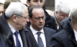 Pháp bàng hoàng trước vụ tấn công tòa báo ở Paris