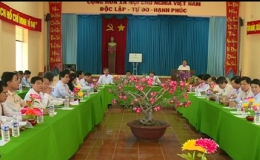 Phó Thủ tướng Vũ Văn Ninh khảo sát dự án nâng cấp kênh Chợ Gạo.