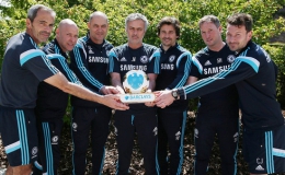 Jose Mourinho là HLV xuất sắc nhất mùa giải ở Premier League