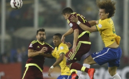 Thắng nhọc nhằn Venezuela, Brazil vào tứ kết Copa America