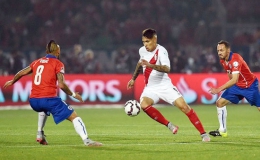 Thắng Peru 2- 1, Chilê tiến sát ngôi vô địch Copa America 2015