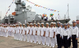 Hải quân Việt Nam tiếp nhận hai chiến hạm hiện đại