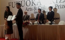 NTK Minh Hạnh được trao giải thưởng Fukuoka vì nghệ thuật