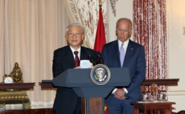 Tổng Bí thư Nguyễn Phú Trọng dự Chiêu đãi của Chính phủ; tiếp các nghị sĩ Hoa Kỳ