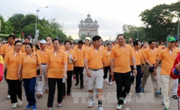 Lào tổ chức đi bộ để kỷ niệm 48 năm thành lập ASEAN
