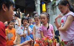 Hà Nội tổ chức lễ hội Trung thu phố cổ 2015