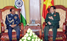 Việt-Ấn tăng cường hợp tác quốc phòng