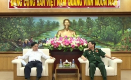 Đại tướng Ngô Xuân Lịch làm việc với Ban Thường vụ tỉnh ủy Tiền Giang
