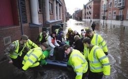 Lũ lụt nghiêm trọng ở Anh