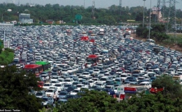 Ấn Độ: Áp dụng chính sách biển số xe chẵn lẻ ở New Delhi