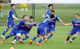 Tuyển Việt Nam đấu tập với tuyển U21